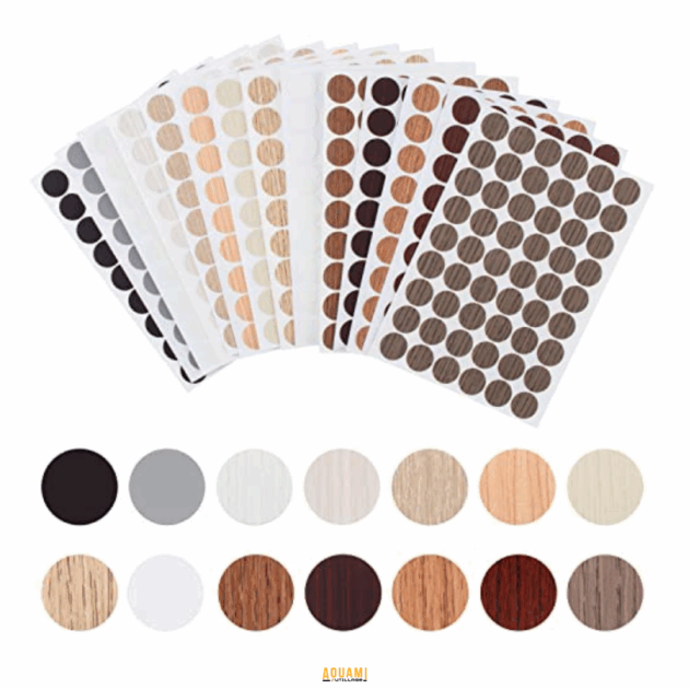 "Cache-vis feuille – Accessoire discret et esthétique pour masquer les vis apparentes. Idéal pour une finition soignée et une protection durable. Disponible chez Outillage Aouami."
