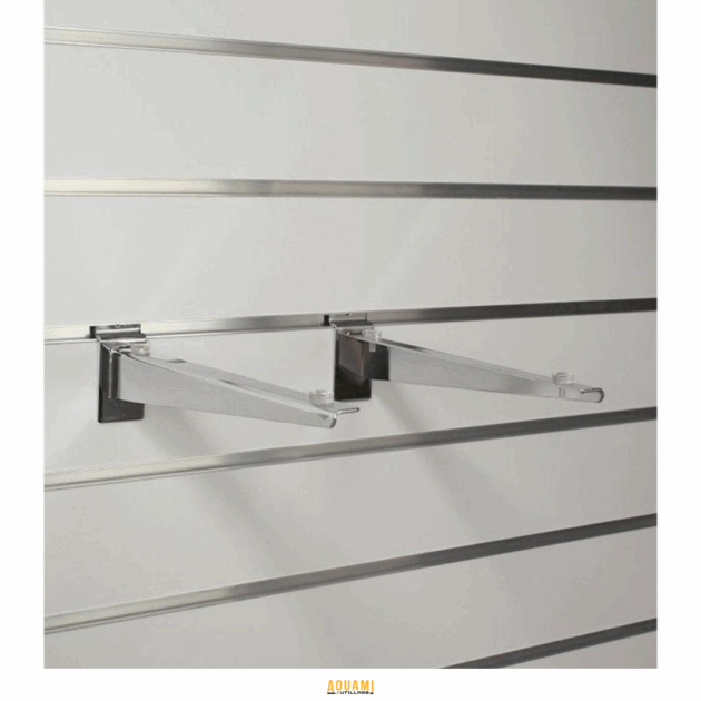 "Tige pour panneau de magasin disponible en plusieurs tailles (5 cm, 10 cm, 15 cm, 20 cm...), idéale pour l'affichage et l'organisation des produits. Disponible chez Outillage Aouami."