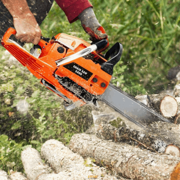 "Scie à chaîne tronçonneuse électrique 2200W, idéale pour la coupe rapide du bois et l'entretien des arbres."