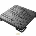 Tampon carré en fer 50×50 / 60×60 : une solution robuste pour vos regards de trottoir