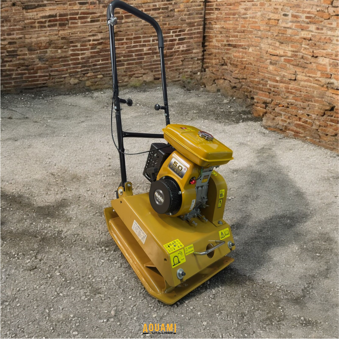 Plaque vibrante essence avec moteur Honda C90